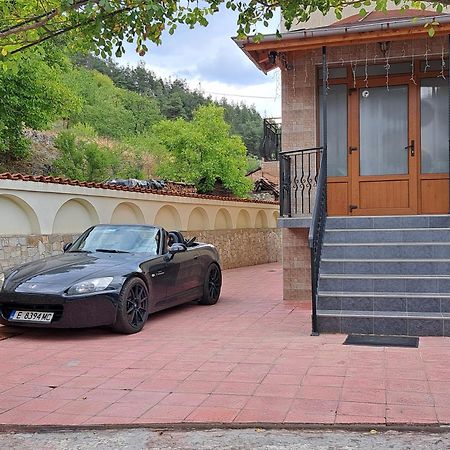 Guest House Benita Девін Екстер'єр фото
