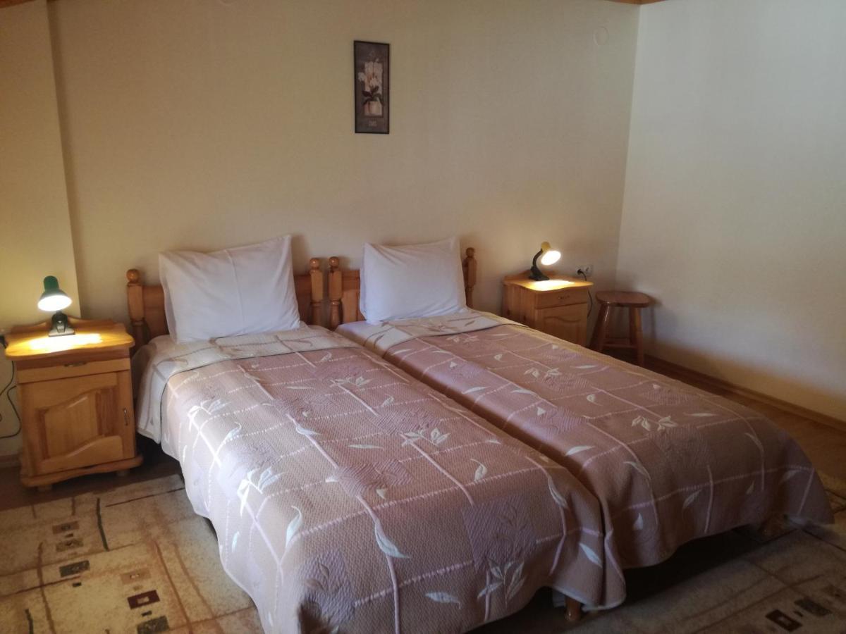 Guest House Benita Девін Екстер'єр фото