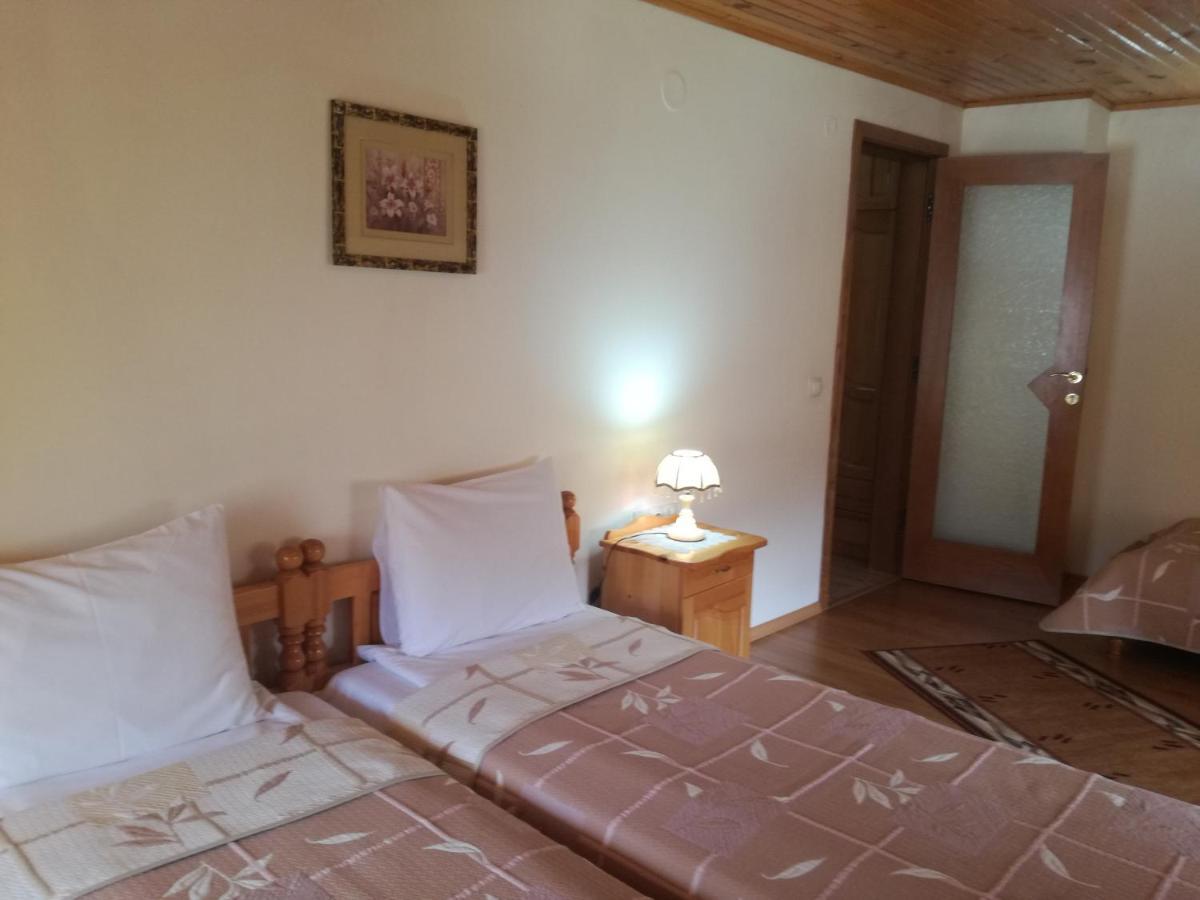 Guest House Benita Девін Екстер'єр фото