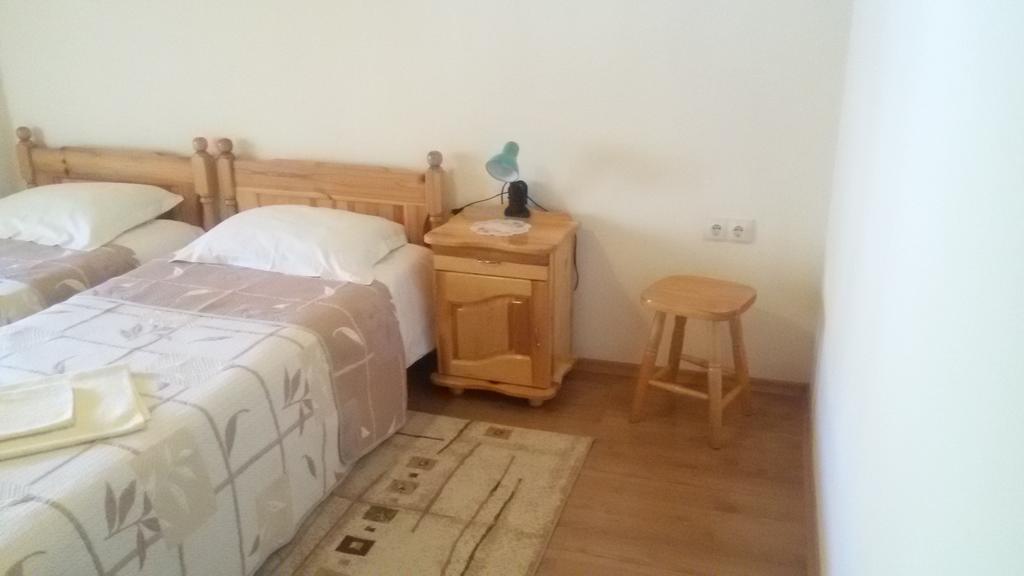 Guest House Benita Девін Екстер'єр фото