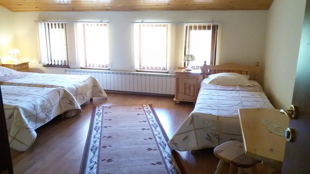 Guest House Benita Девін Екстер'єр фото